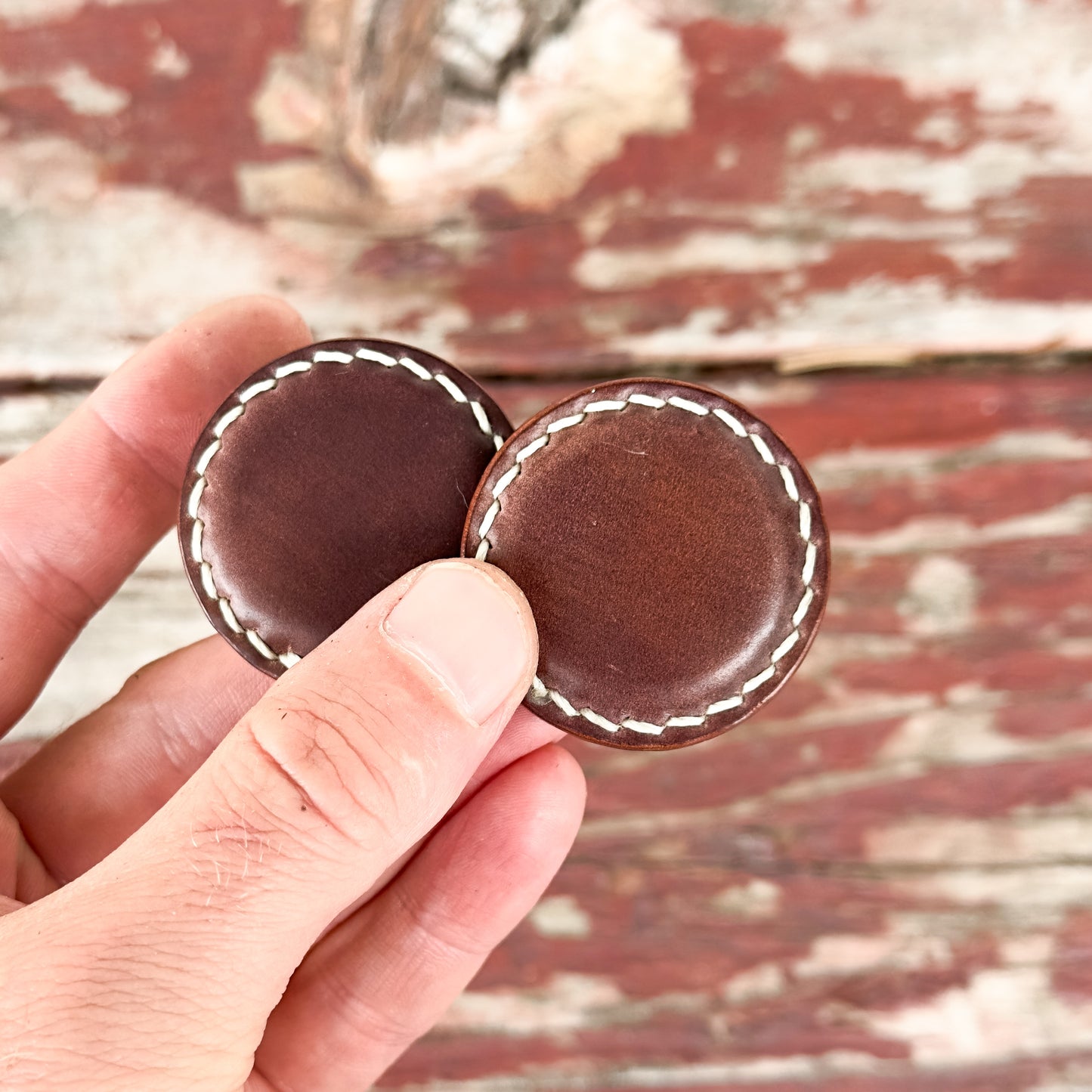 Leather-Covered Magnetic Fidgets (Shell Cordovan)