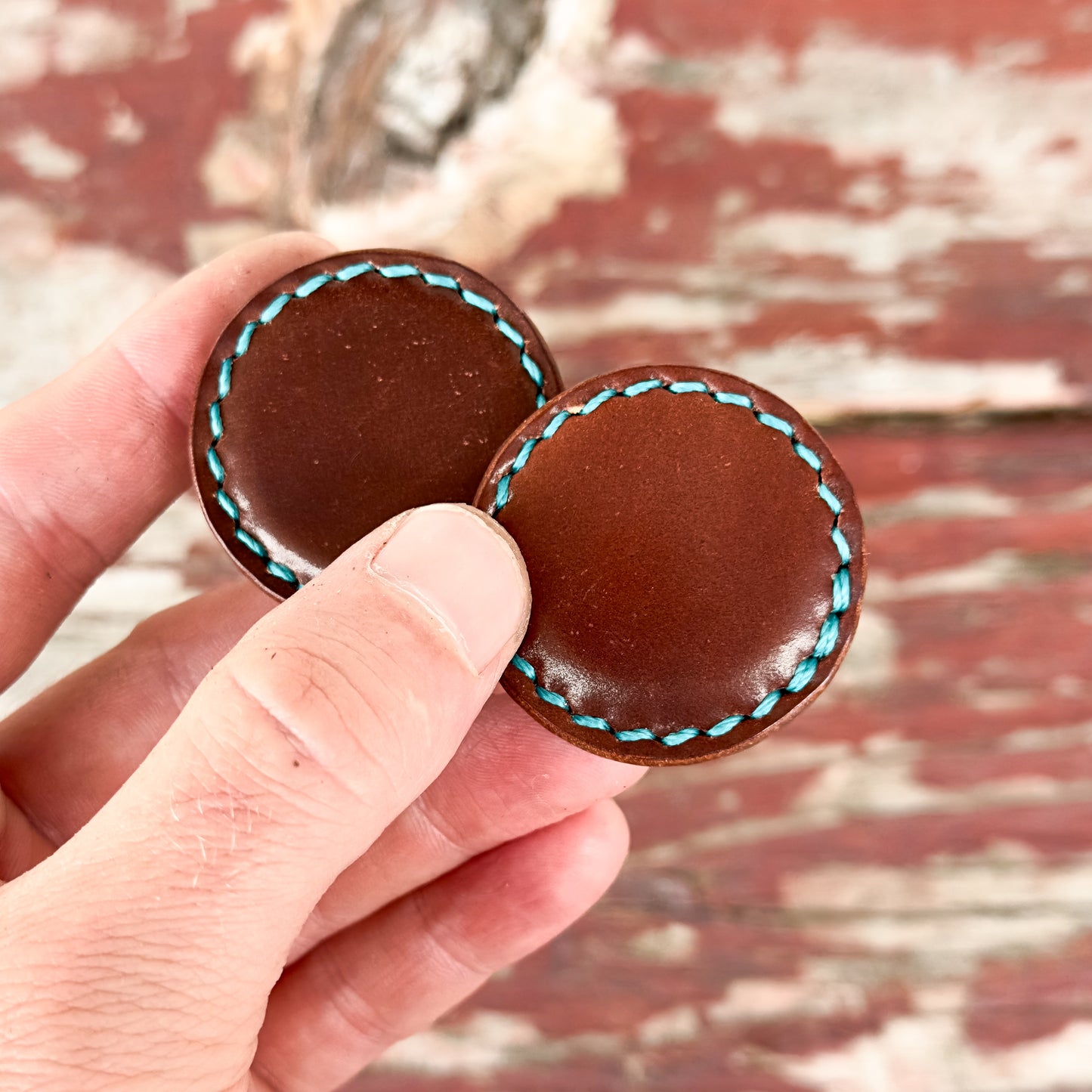 Leather-Covered Magnetic Fidgets (Shell Cordovan)