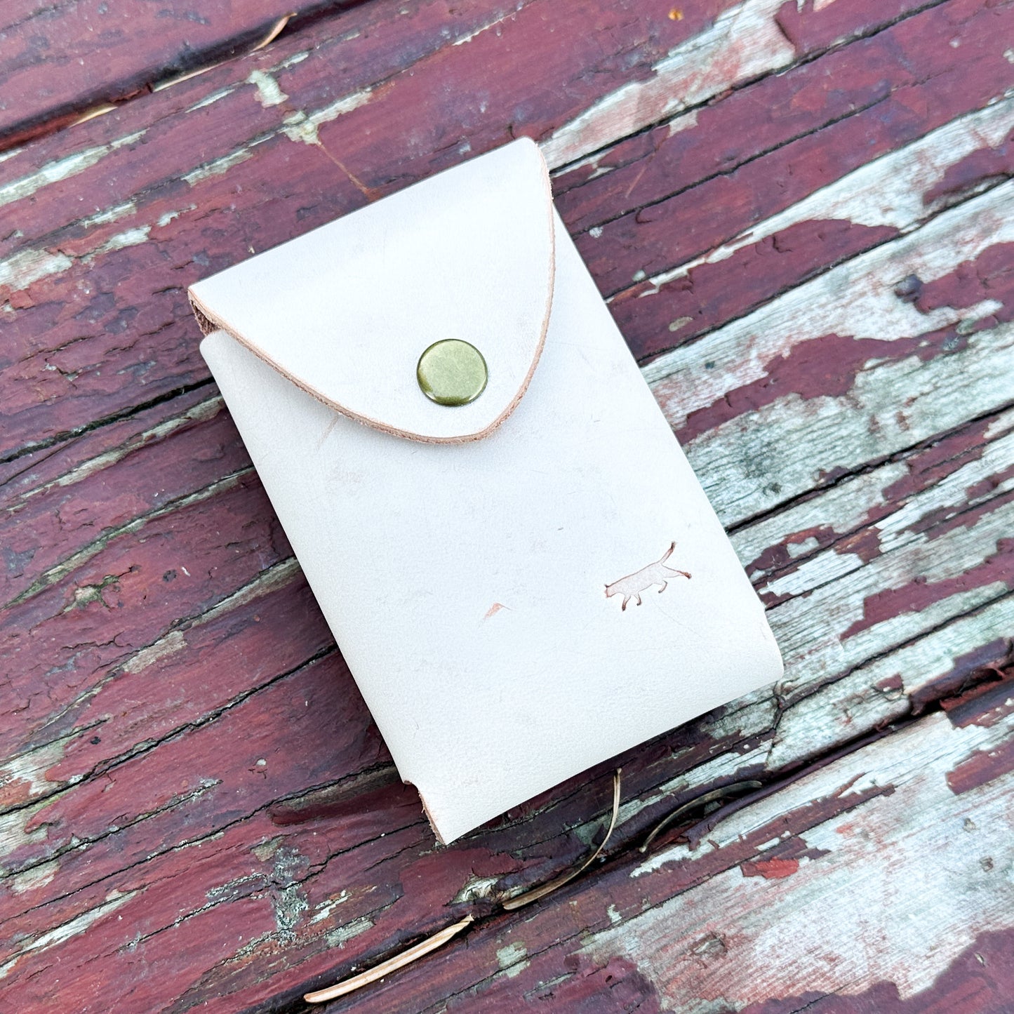 Calico Snap - White Wax